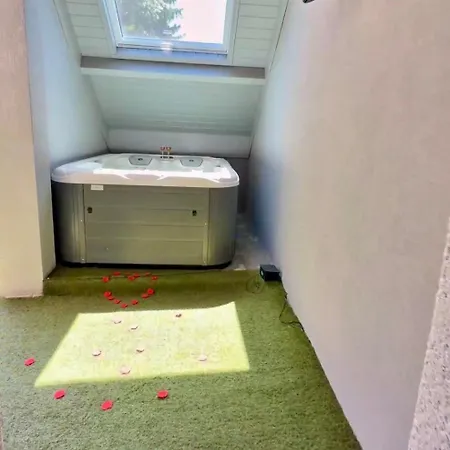 بيت للعطل Maison Avec Jaccuzi
