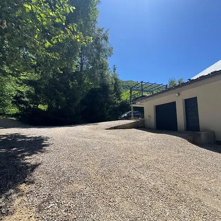 بيت للعطل Maison Avec Jaccuzi *
