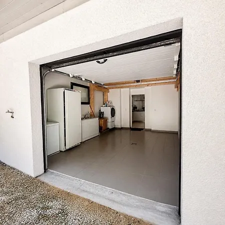 Maison Avec Jaccuzi * Curienne